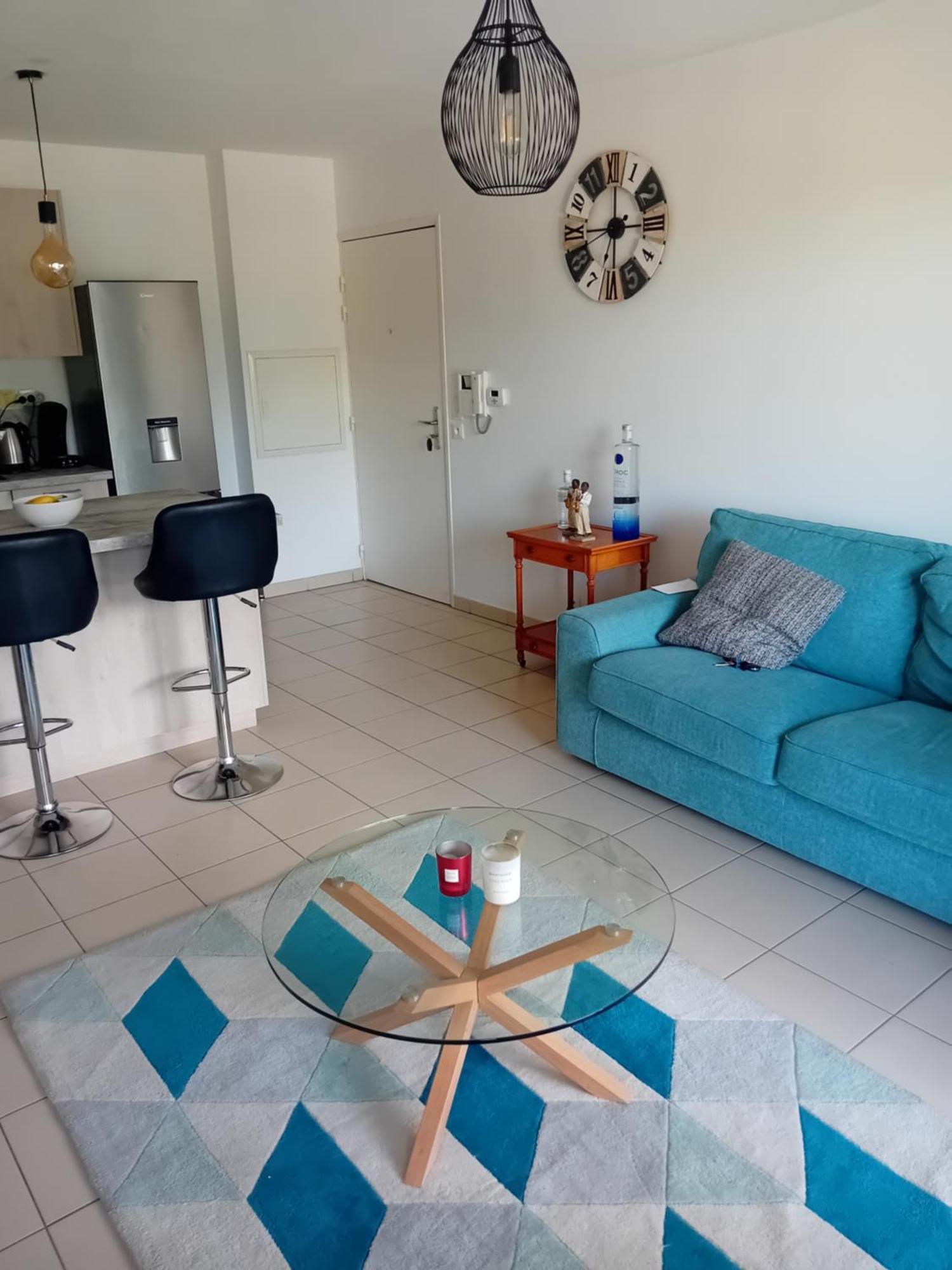 Superbe Appartement T2 Cuers Luaran gambar