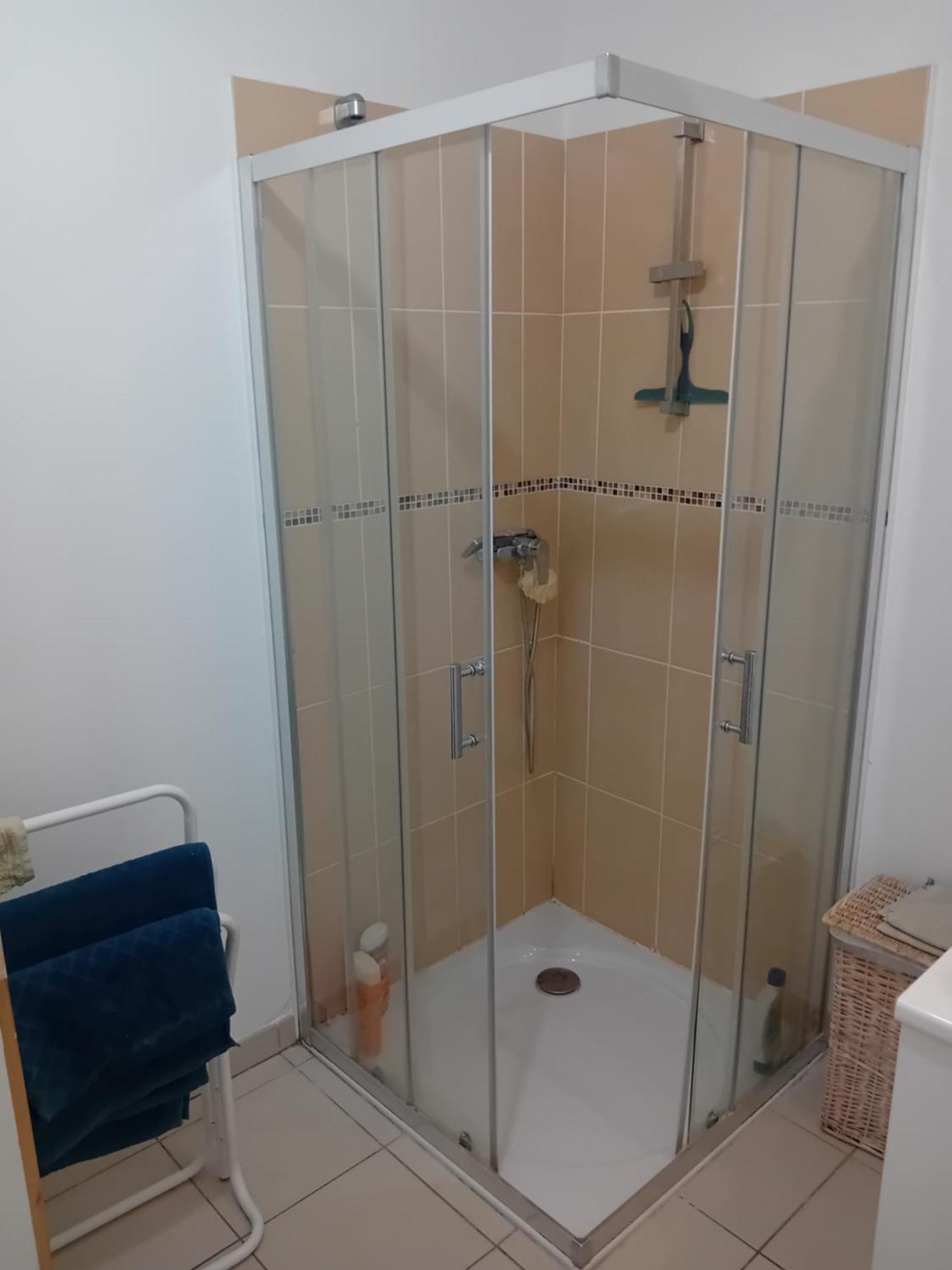 Superbe Appartement T2 Cuers Luaran gambar